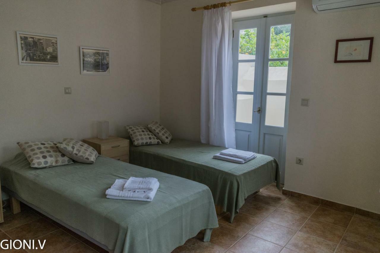 Angeliko'S Vourgaris Stone House Villa Хидра Екстериор снимка